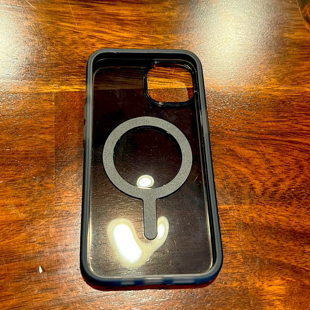 iPhone 14 MagSafe Case (brand new)